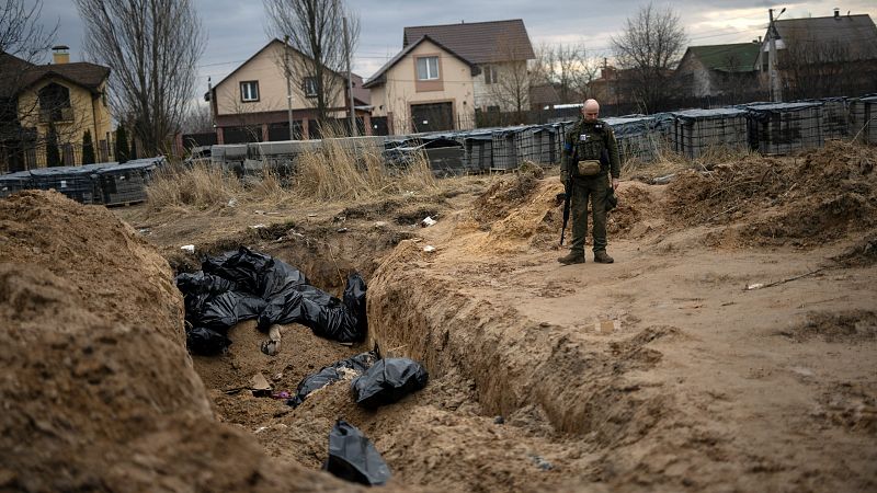 Ucrania denuncia más asesinatos a civiles en la región de Kiev