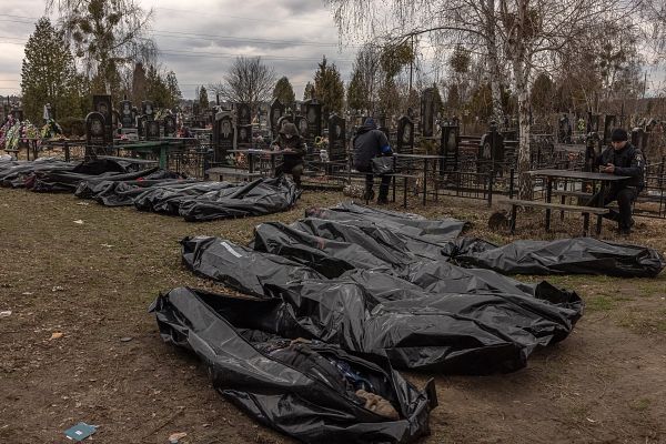 Poner en duda hechos documentados, la habitual estrategia de propaganda en conflictos armados