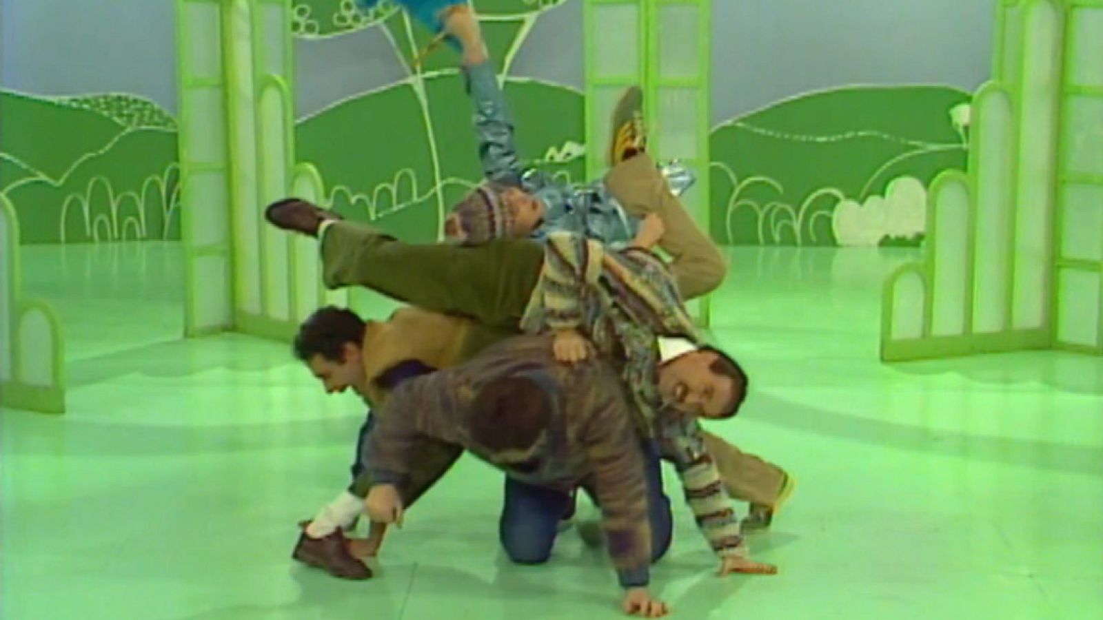 La cometa blanca - Grupo de Teatro Infantil Los Trabalenguas