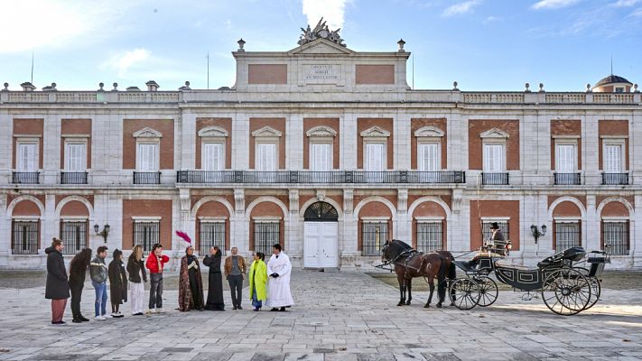 Maestros de la costura - Lili predice el medio de transporte de Caprile