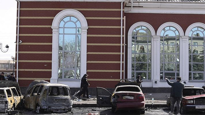 Telediario Fin de Semana - Telediario 2 en 4' - 09/04/22