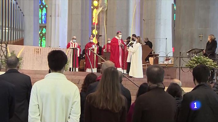 L'Informatiu - Diumenge de Rams a la Sagrada Família
