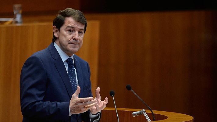  - Mañueco defiende que el acuerdo con Vox garantiza "estabilidad" y pide no tener "prejuicios"