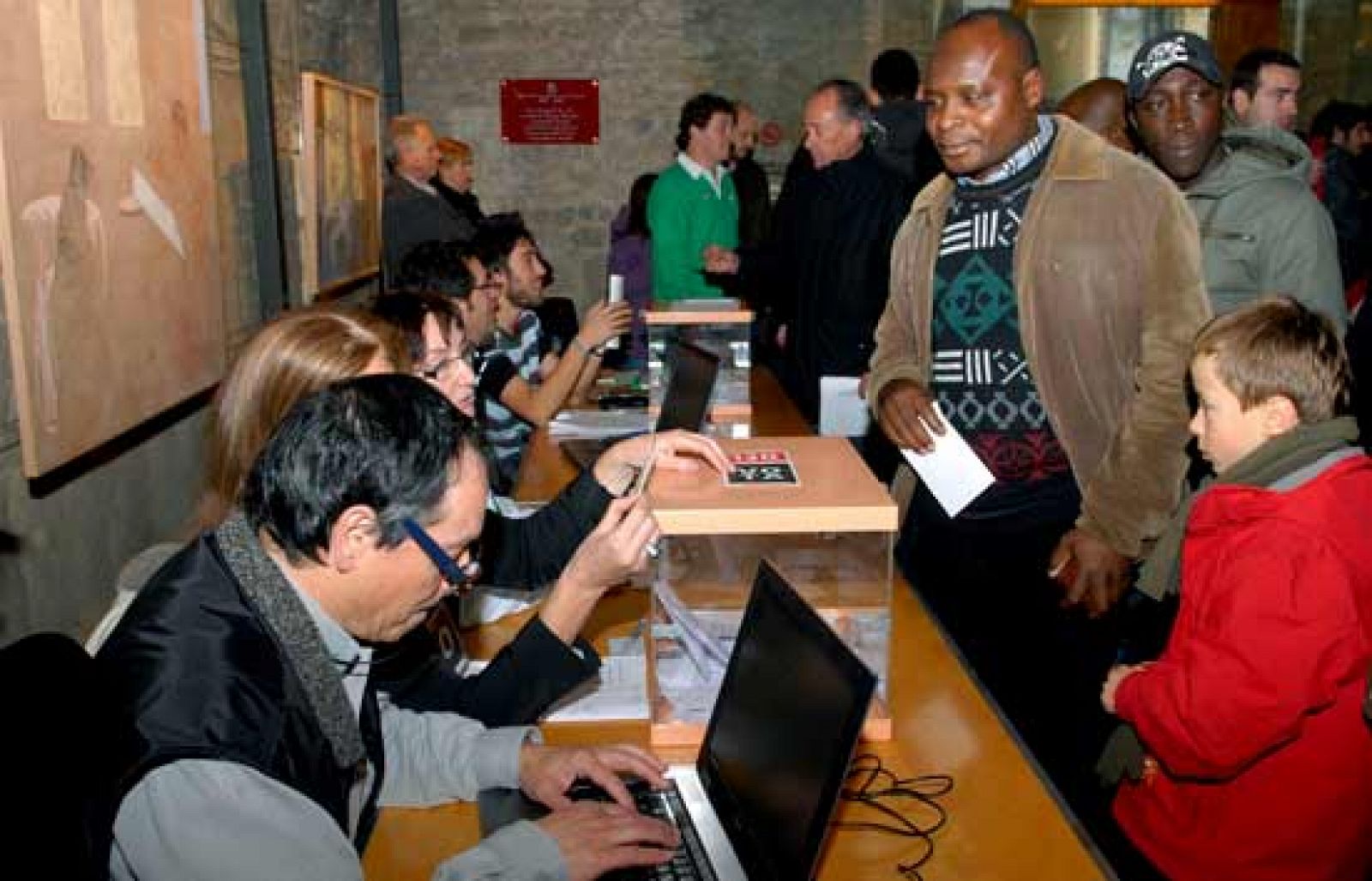 La consulta catalana alcanza un 30% de participación | Ver