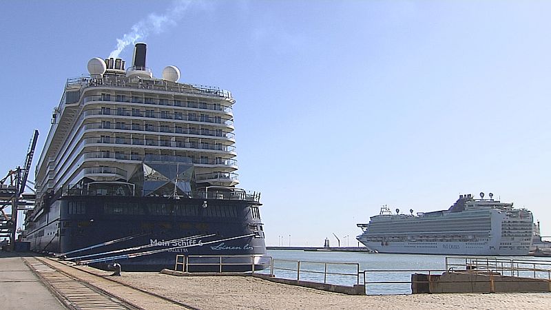 Miércoles de cruces y de cruceros - Ver ahora