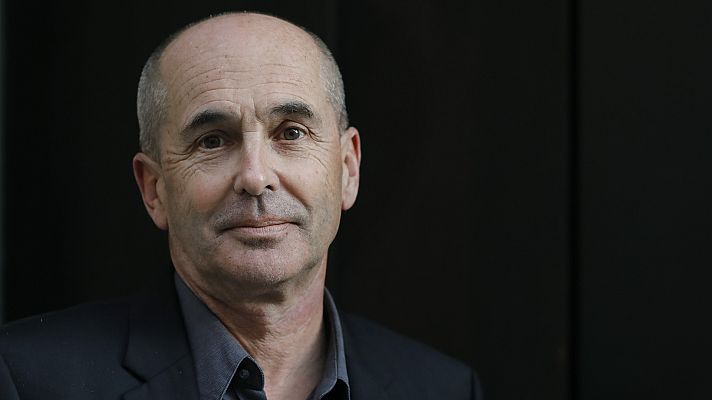 Telediario 1 - Don Winslow estrena nueva trilogía con 'Ciudad en llamas'