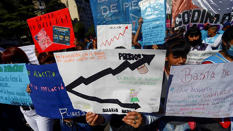 El descontento social crece en Argentina ante una inflación desbocada