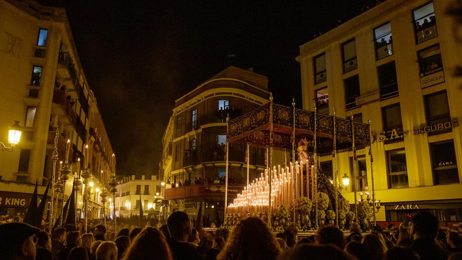 Semana Santa: La Madrugá vuelve a Sevilla