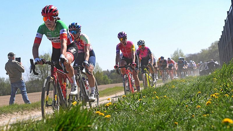 Ciclismo - París - Roubaix. Carrera Femenina - ver ahora