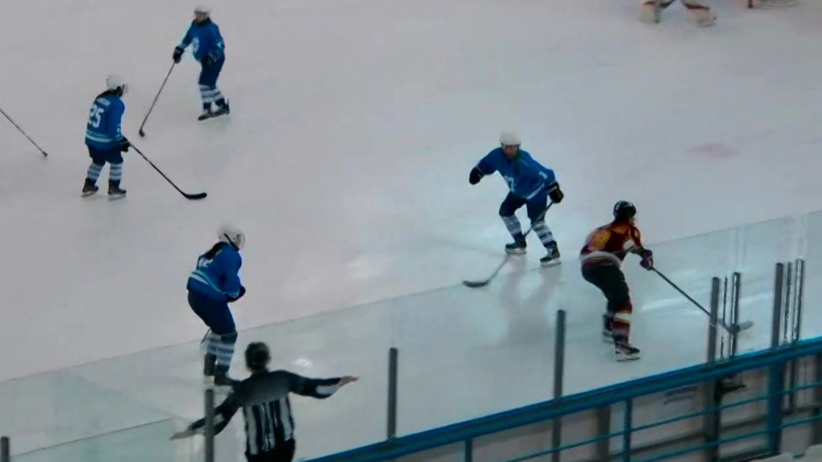 Hockey sobre hielo - Copa de la Reina. 2ª semifinal - ver ahora