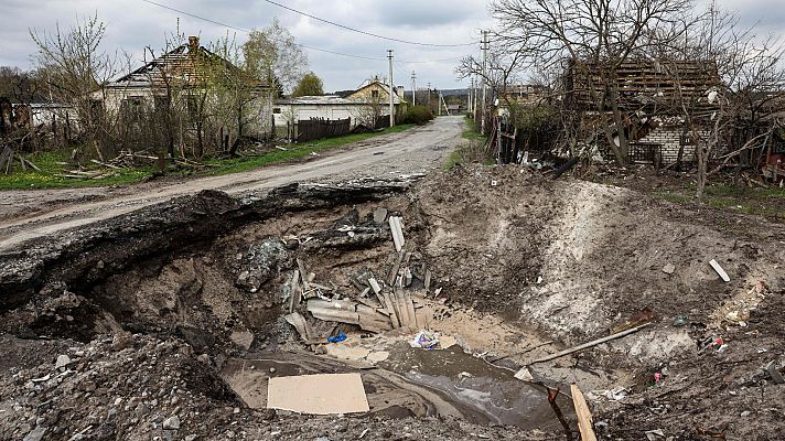 Telediario 1 - Rusia anuncia el inicio de una nueva fase en su ofensiva para "liberar" la región del Donbás
