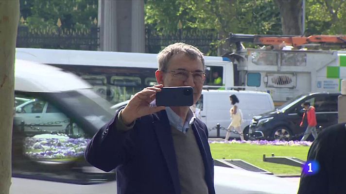 Telediario 1 - El Premio Nobel Orhan Pamuk presenta en España su nuevo libro, 'Las noches de la peste'