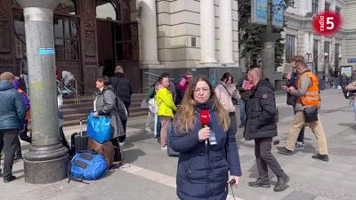 Leópolis recibe a las personas huidas del este de Ucrania