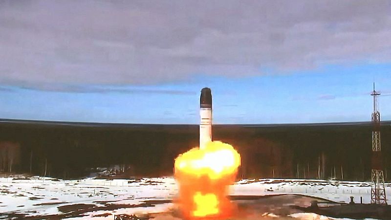 Rusia lanza un misil intercontinental: "Hará que se lo piensen dos veces los que intentan amenazar nuestro país"