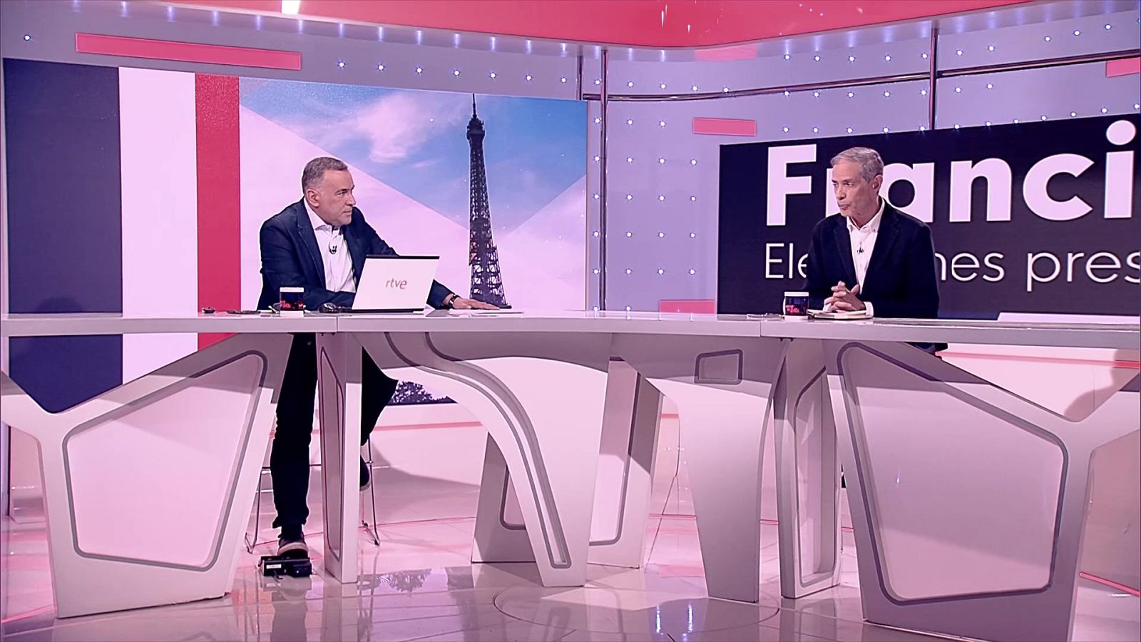 Avance informativo - Elecciones en Francia. Debate Emmanuel Macron y Marie Le Pen - ver ahora