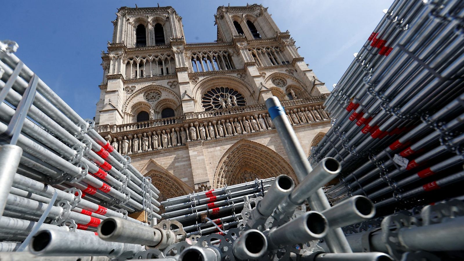 'Arde Notre Dame', la cinta de Jean Jacques Annaud