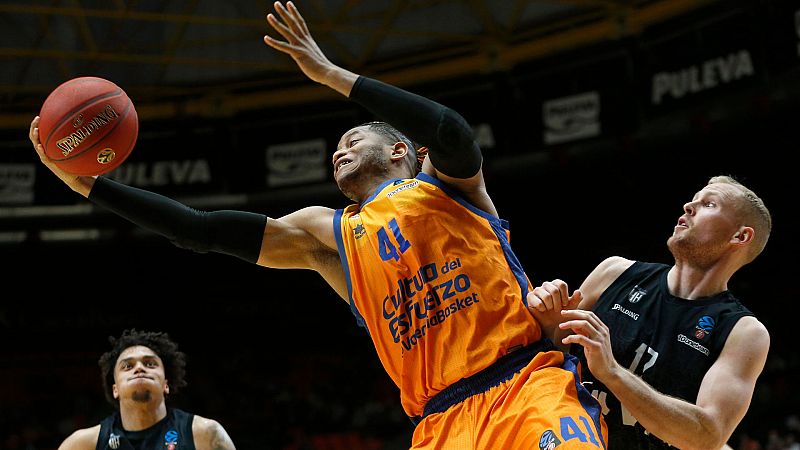 Valencia Basket supera a Hamburg Towers y se mete en cuartos de la Eurocup -- Ver ahora