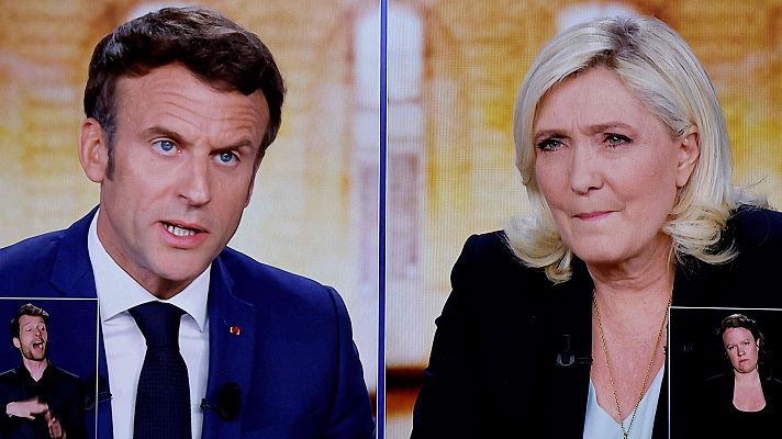 Macron acusa a Le Pen de crear "una guerra civil" por querer prohibir el velo islámico