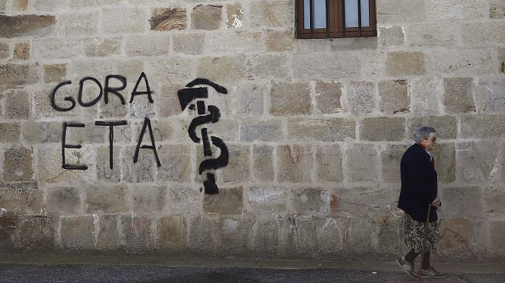 Telediario 1 - El Parlamento Europeo recomienda investigar los asesinatos de ETA como crímenes de lesa humanidad