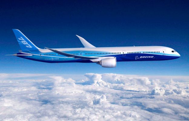  - Primer vuelo del Boeing 787
