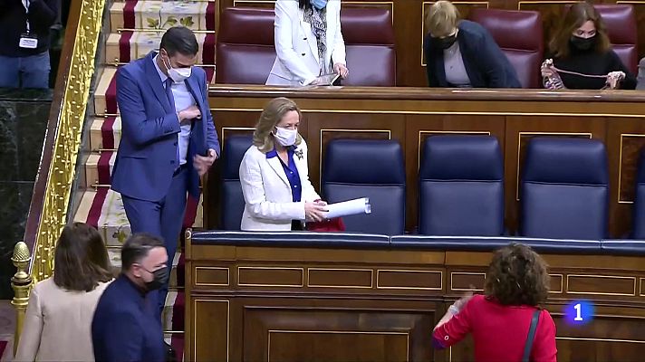 L'Informatiu - Els partits independentistes reclamen que Sánchez comparegui al Congrés