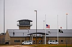 Los presos de Guantánamo irán a una cárcel del estado de Illinois