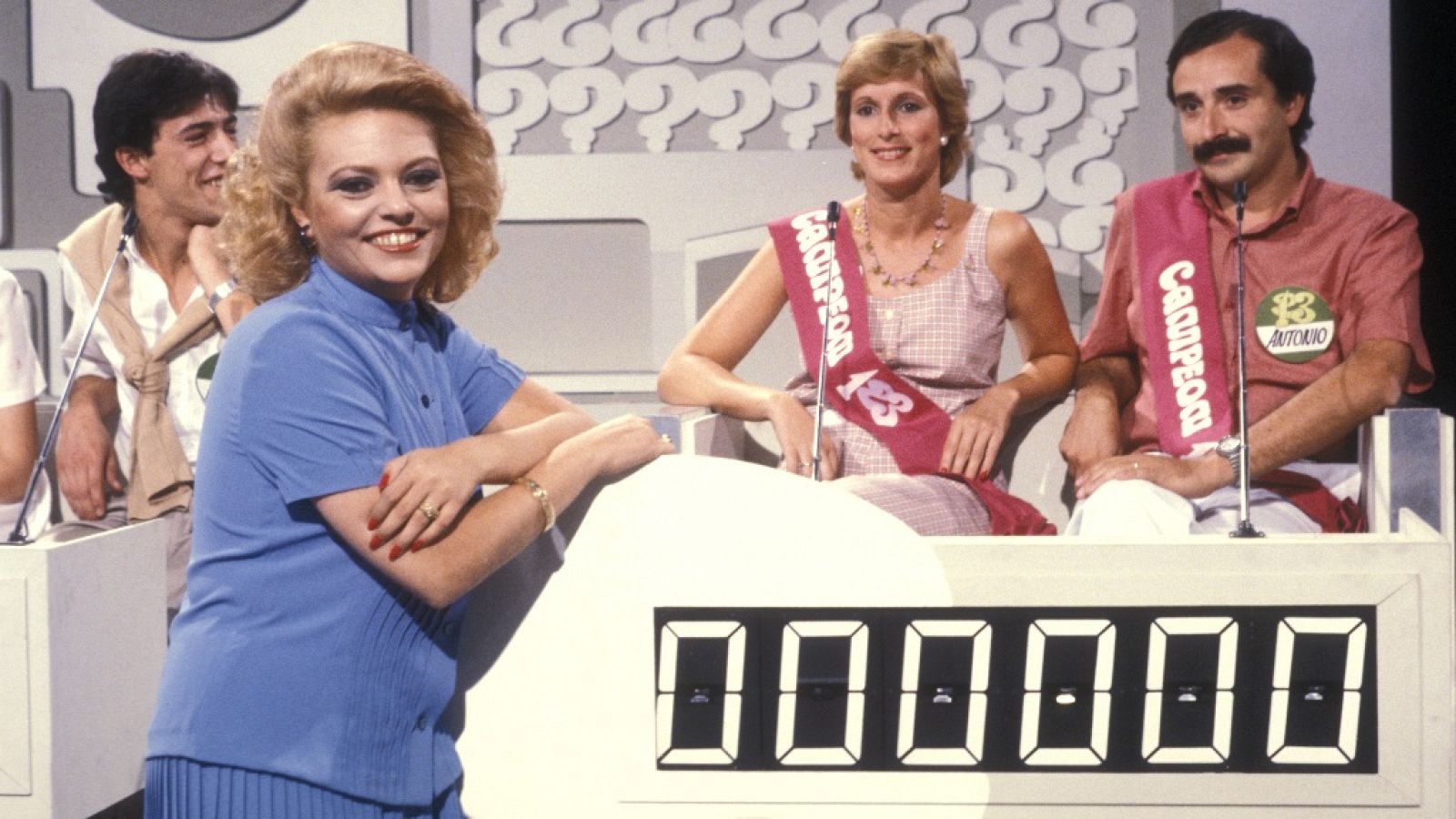 Viaje al centro de la tele - Especial Un, dos, tres - ver ahora