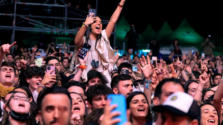Telediario Fin de Semana - Vuelven los conciertos sin mascarillas