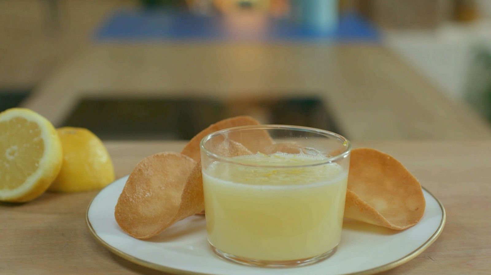 Receta de crema de limón con sus tejas | Menudos Torres