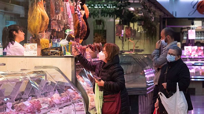 La inflación obliga al consumidor a cambiar sus hábitos de compra y a buscar precios más bajos