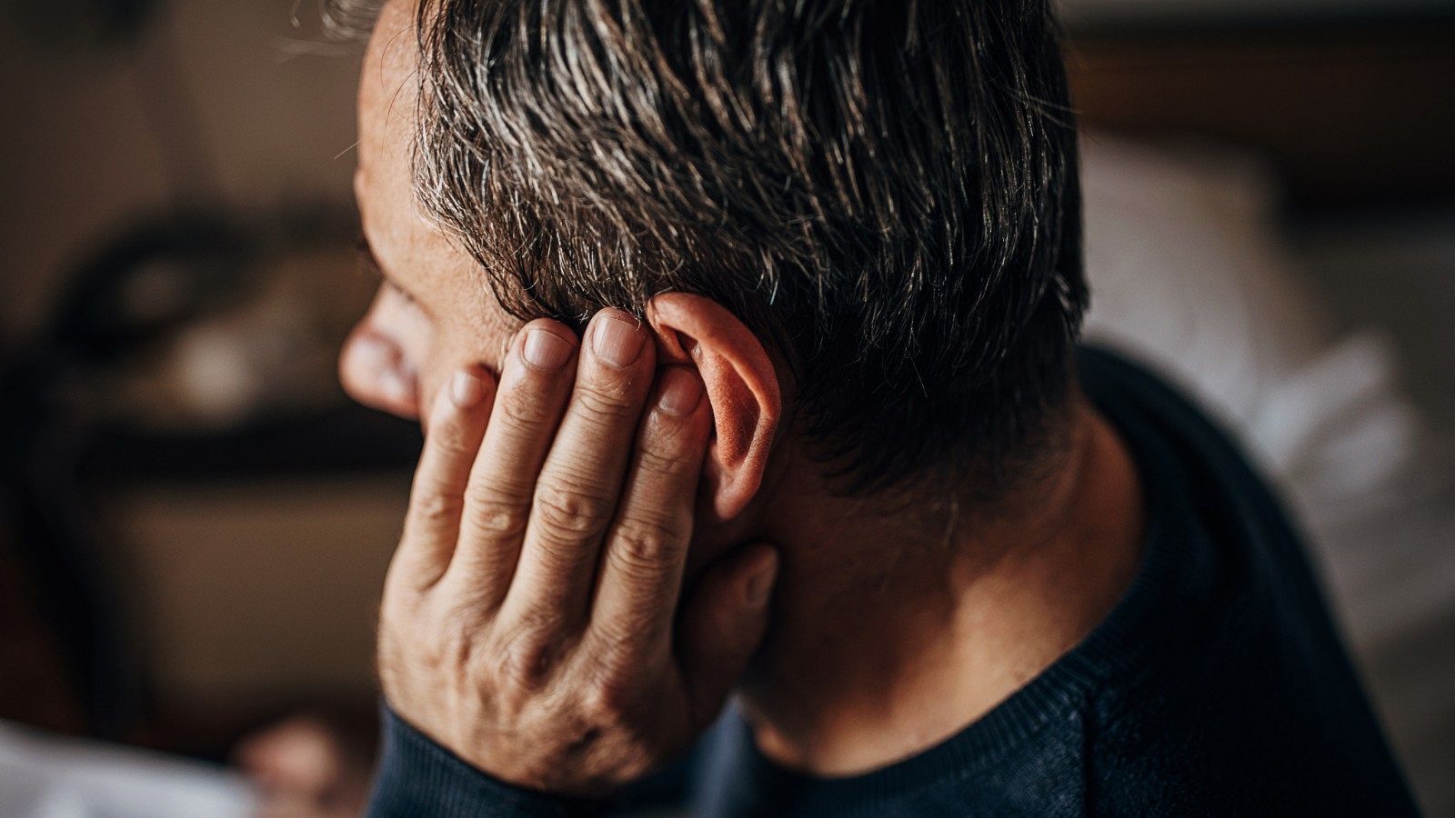Pérdida auditiva y estrés: los efectos en la salud del ruido