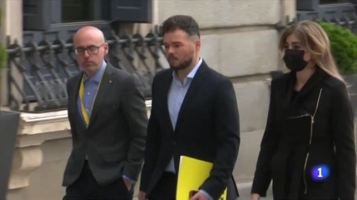 L'Informatiu - Pedro Sánchez salva el pla de xoc contra la guerra