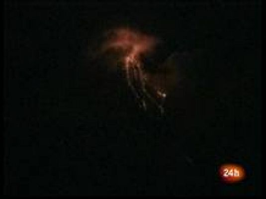  - Erupción del volcán Mayon