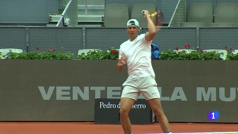 Rafa Nadal entrena duro en Madrid para preparar su regreso a la competicin -- Ver ahora