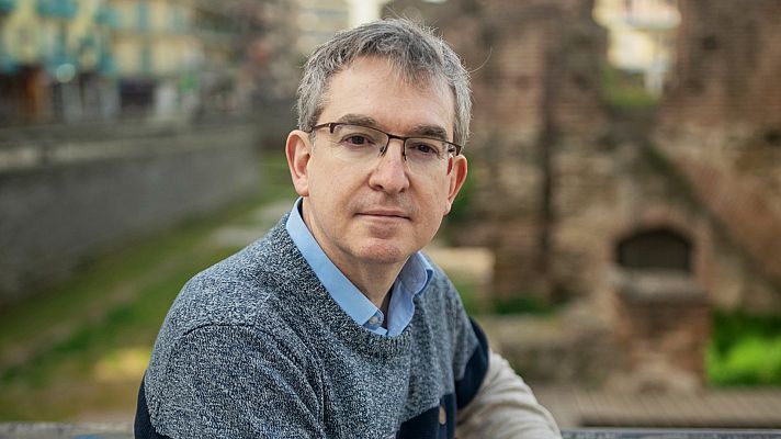 Página Dos - Página Dos entrevista a Santiago Posteguillo