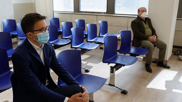 Informativo 24h - Errejón niega ante el juez que diera una patada a un hombre