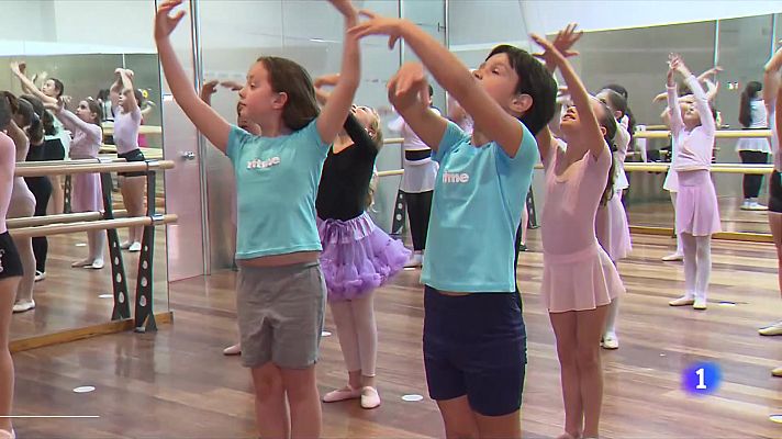 L'Informatiu - La dansa té beneficis físics, però també emocionals i comporta disciplina