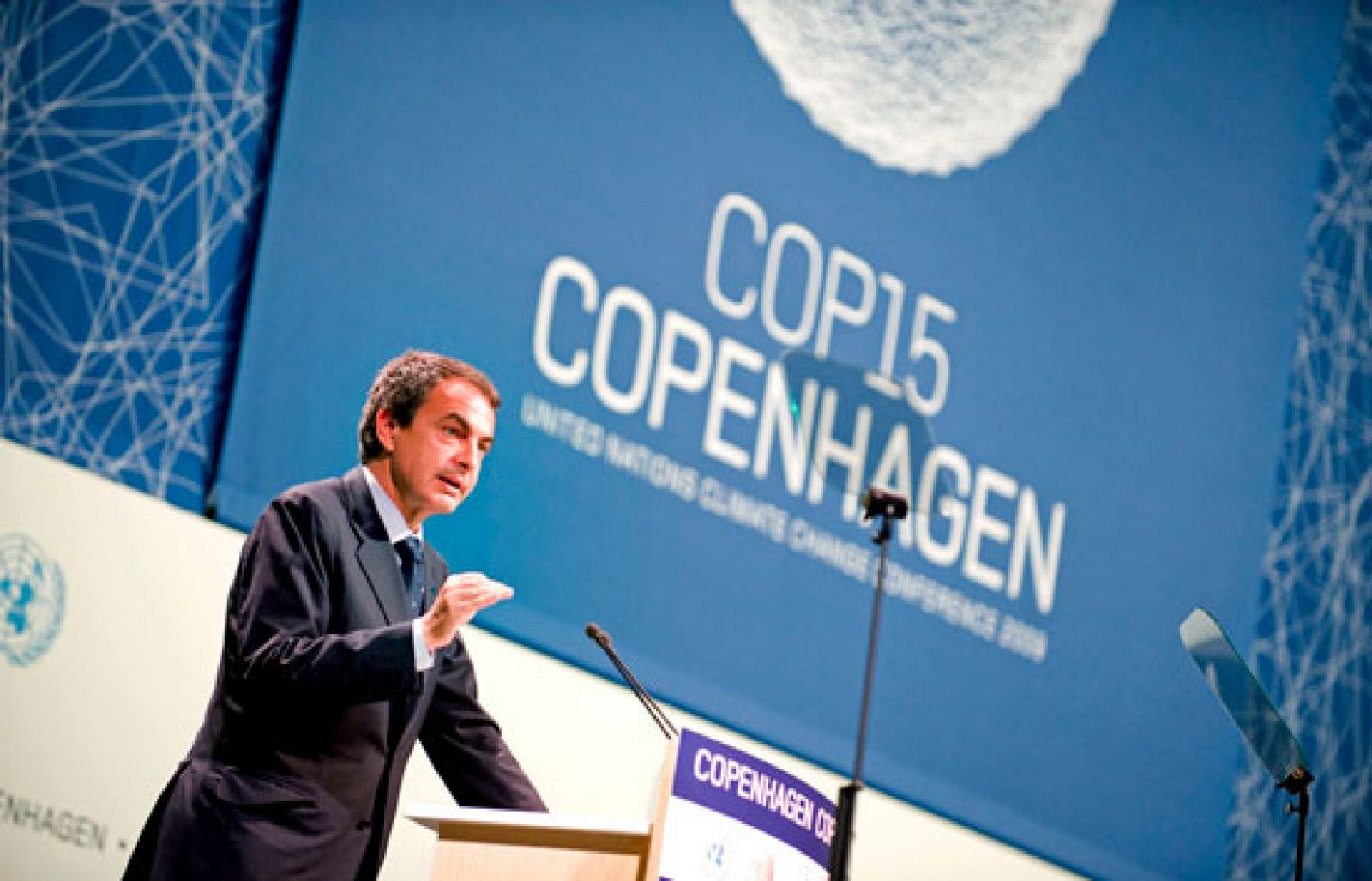 Hugo Chávez felicita a Zapatero por su discurso en la Cumbre de Copenhague