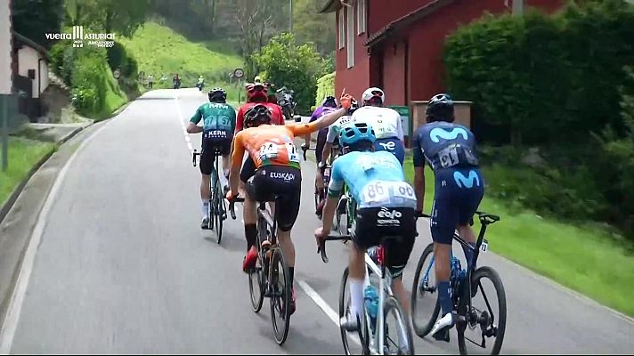Ciclismo - Vuelta a Asturias. Resumen 2ª etapa