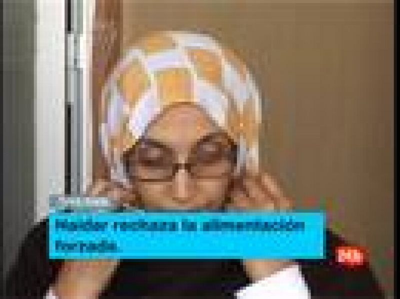 Hemos visto cómo empeoraba el estado de salud de Aminatu Haidar. Y cómo su situación entraba en una especie de  callejón sin salida diplomático. Finalmente, la activista saharaui parece estar a punto de conseguir lo que se proponía: regresar a El Aaiún.