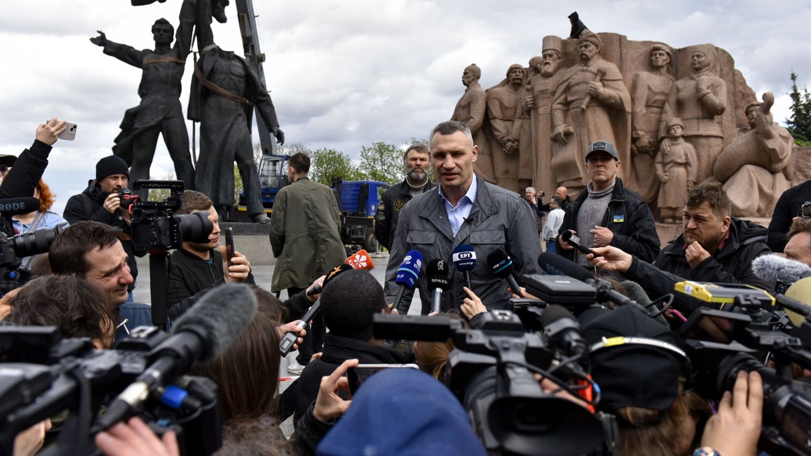 "Gracias a los corresponsales de guerra tenemos información de lo que ocurre allí"