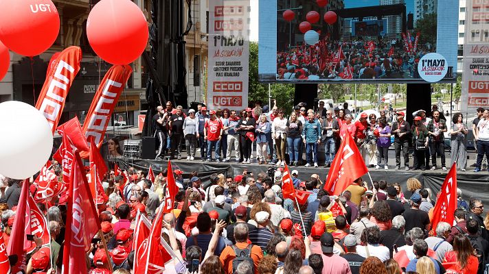 Telediario Fin de Semana - Telediario 2 en 4' - 01/05/22