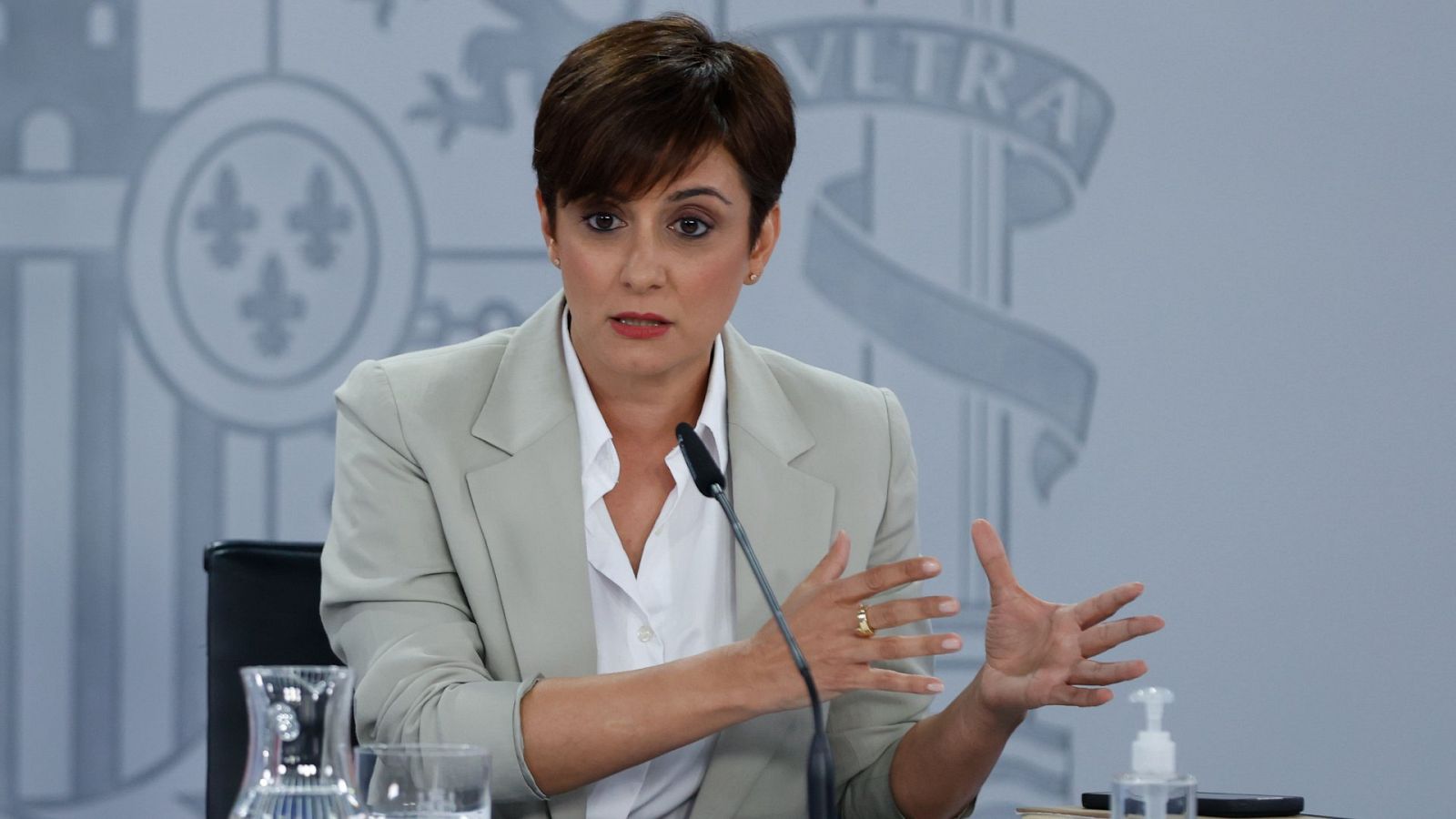 El Gobierno respalda a la ministra de Defensa y a la directora del CNI tras conocerse el espionaje a Sánchez