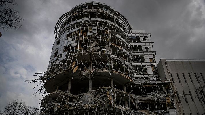 Rusia vuelve a atacar la ciudad de Jarkov y bombardea el Donbás