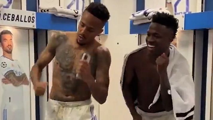 Telediario Matinal - La plantilla madridista celebra en el vestuario el pase a la final de la Champions
