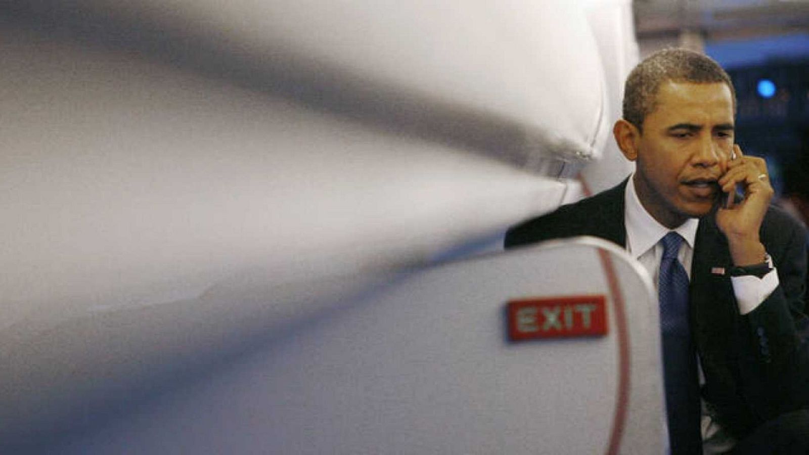 ¿Cómo se protegen del espionaje los jefes de estado? La fórmula más efectiva es no tener móvil - Ver ahora