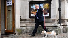 Johnson afronta su primer test electoral tras el 'partygate' y el Sinn Féin aspira a conquistar Irlanda del Norte