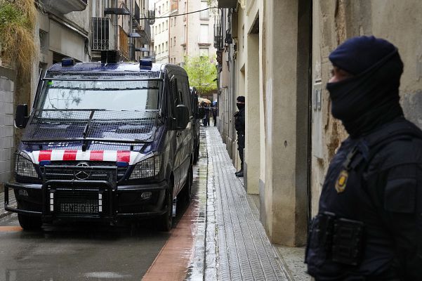 Telediario 1 - El presunto violador de Igualada abusó de su hermana en el pasado: la condena fueron dos cursos