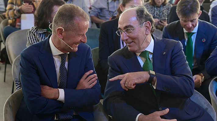 Telediario 2 - El presidente de Iberdrola: "Solo los tontos que siguen con la tarifa regulada por el Gobierno" pagan más por la luz