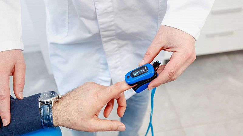 El pulsioxímetro: la importancia de medir el oxígeno en sangre